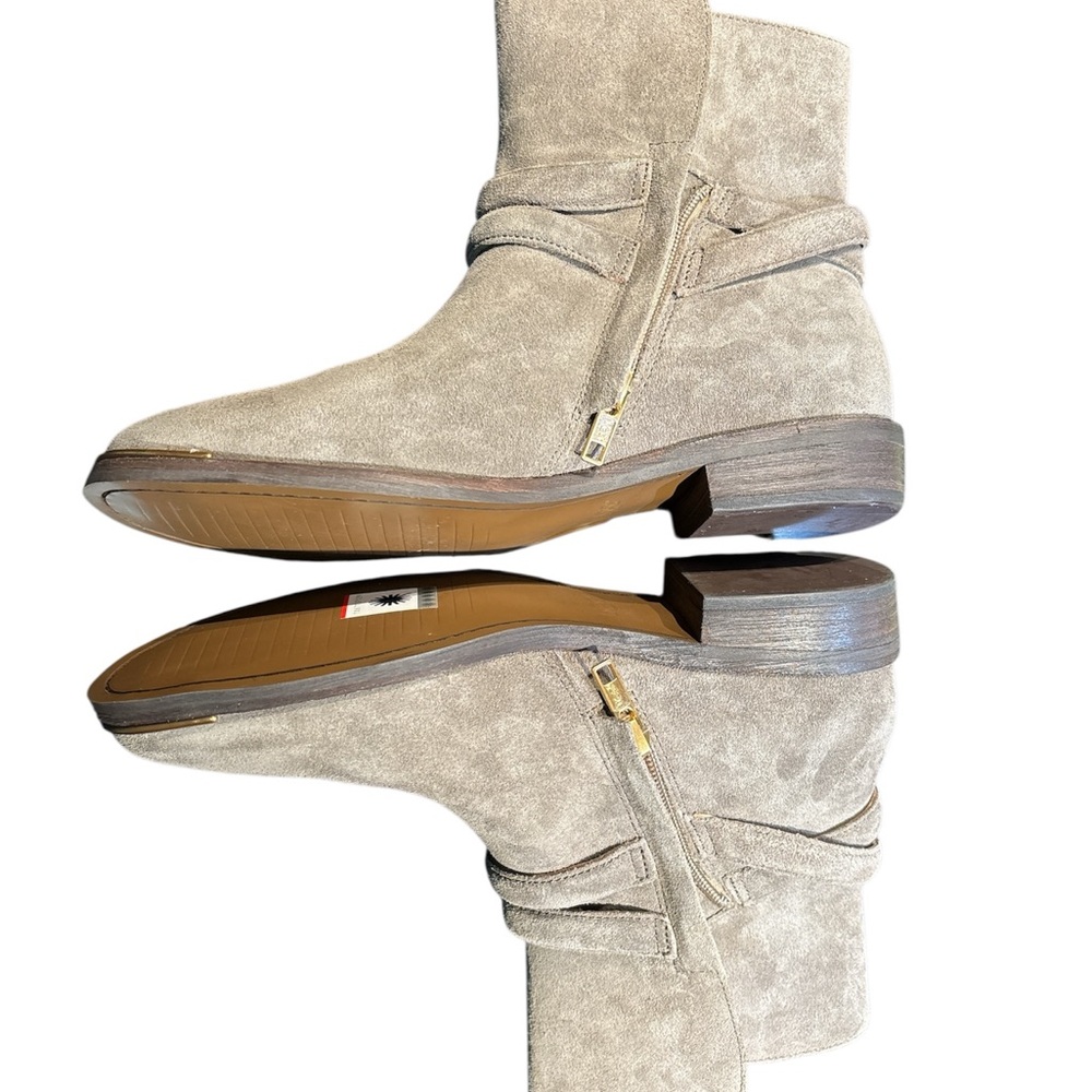 UGG Kelby Gray Ankle Boots with Buckle Design - Picture 3 of 8